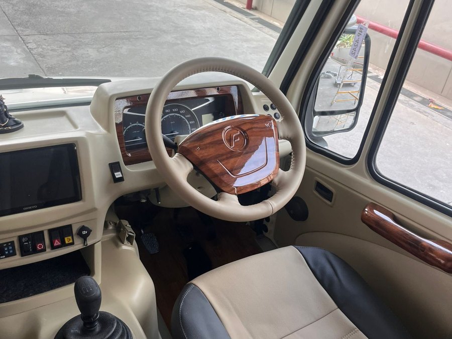 Driver cabin